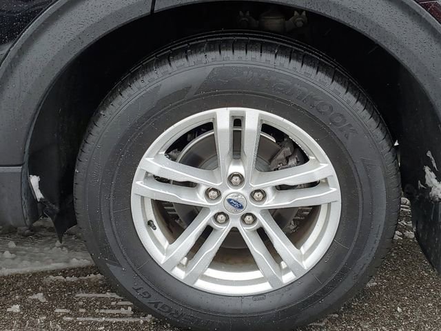 Used 2022 Ford Explorer XLT w/ Equipment Group 202A image 32