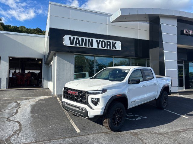 New 2026 GMC Canyon Elevation w/ Convenience Package RWD image 1