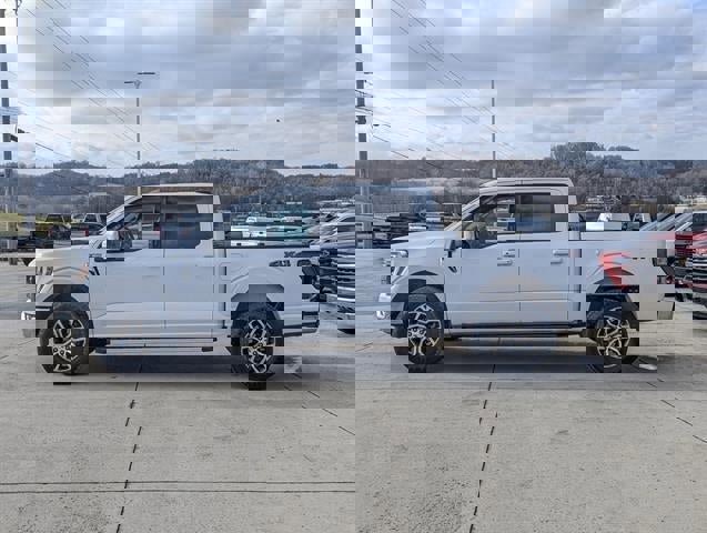 Used 2022 Ford F150 Lariat w/ Equipment Group 501A Mid image 9