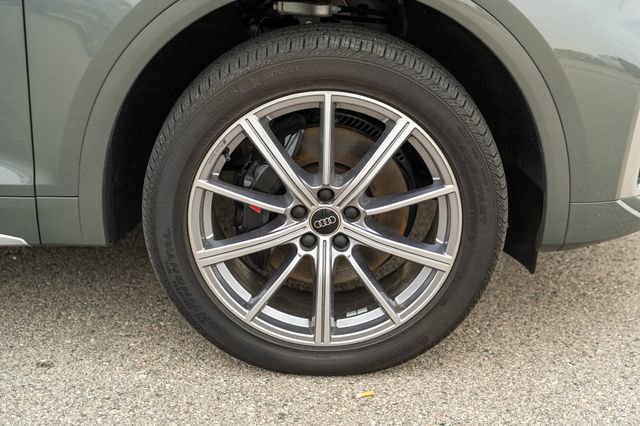 Used 2024 Audi SQ5 Premium Plus image 11