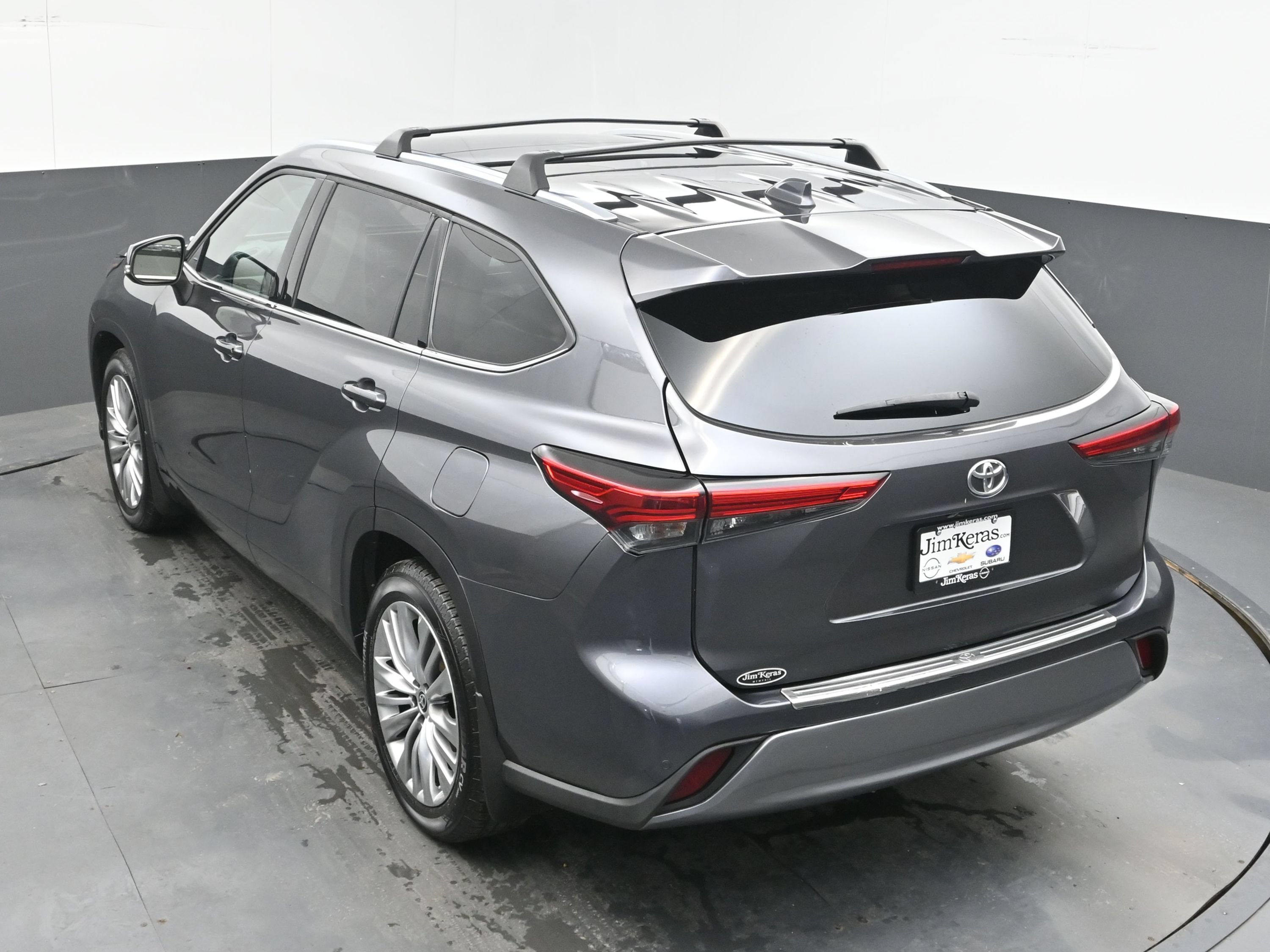Used 2022 Toyota Highlander Platinum AWD/4WD image 34
