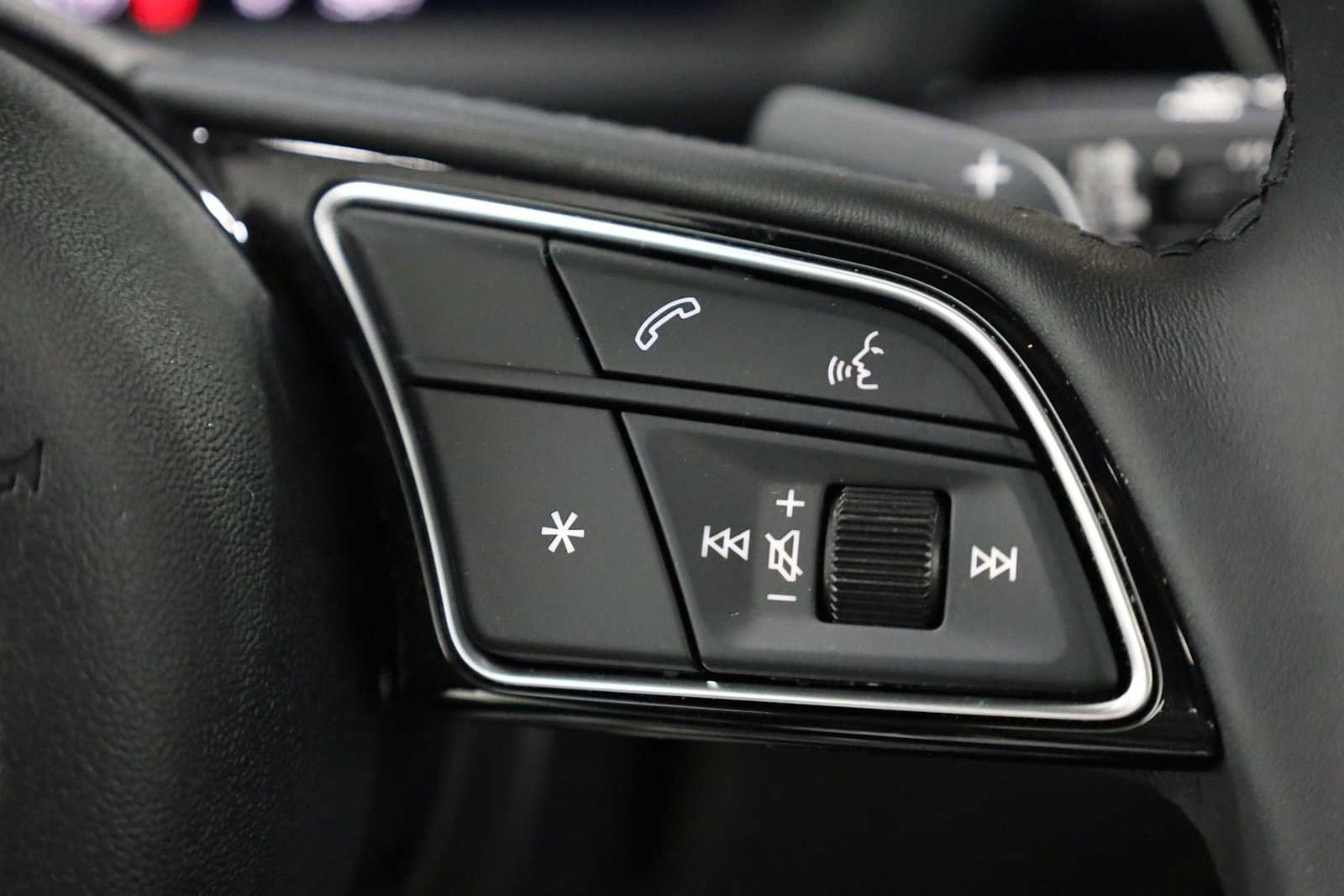 Used 2025 Audi A3 2.0T Premium w/ Black Optic Package image 26