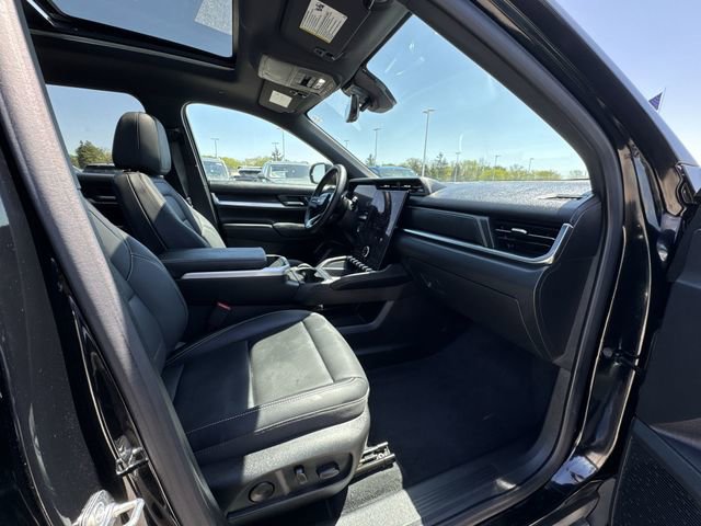 Used 2025 GMC Terrain Elevation w/ Elevation Premium Package FWD image 30