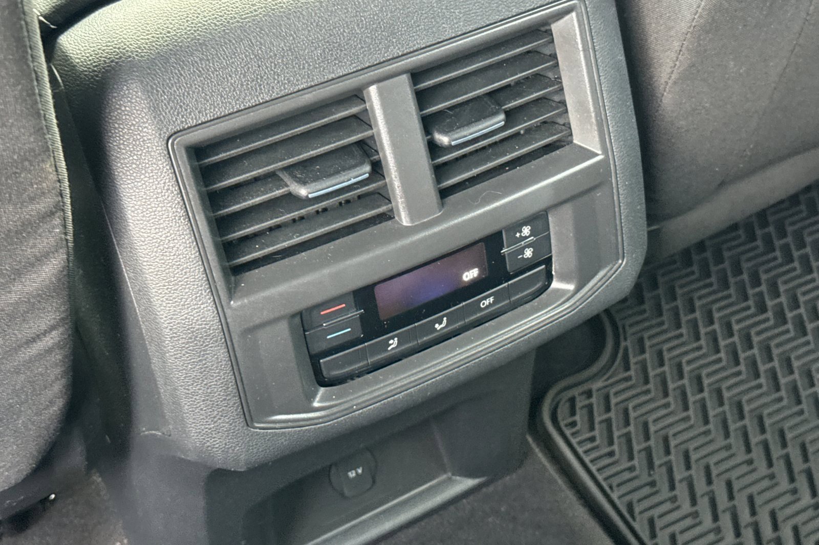 Used 2021 Volkswagen Atlas S image 13