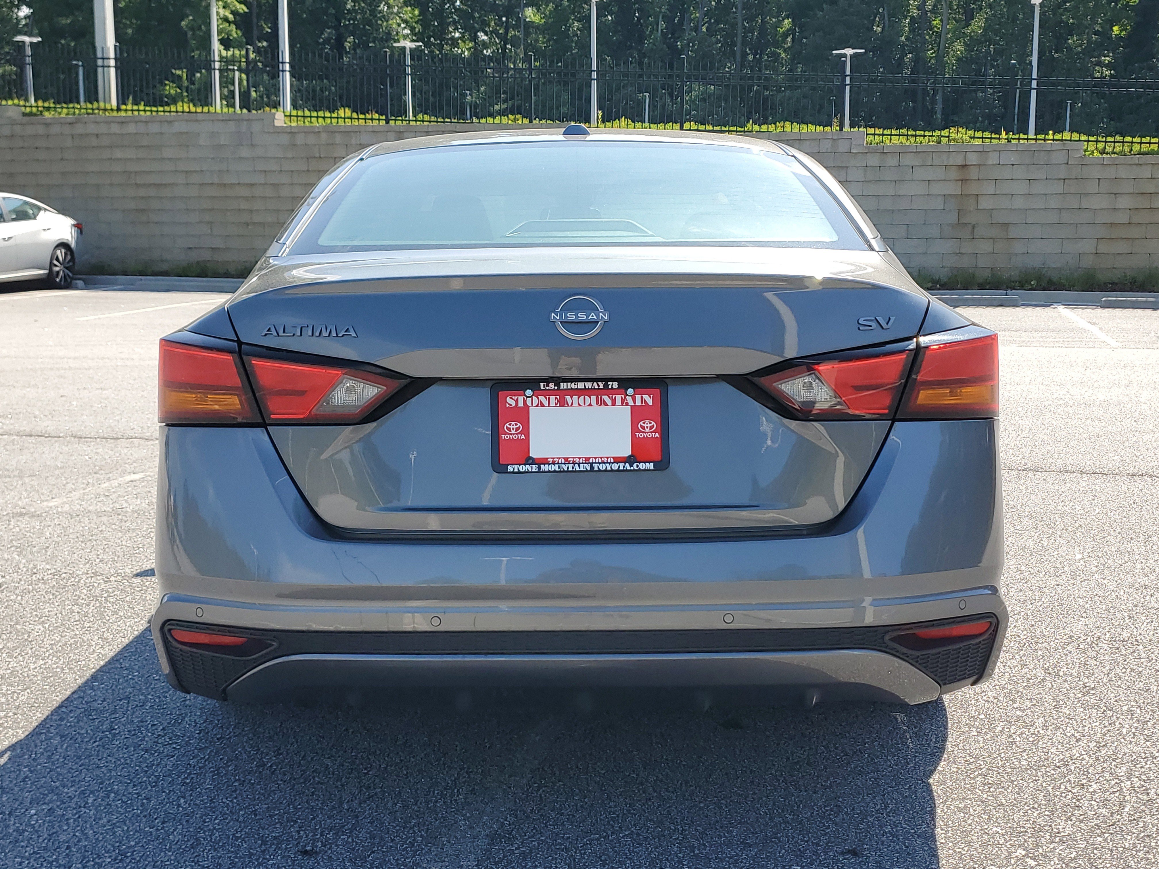 Used 2024 Nissan Altima 2.5 SV FWD image 5