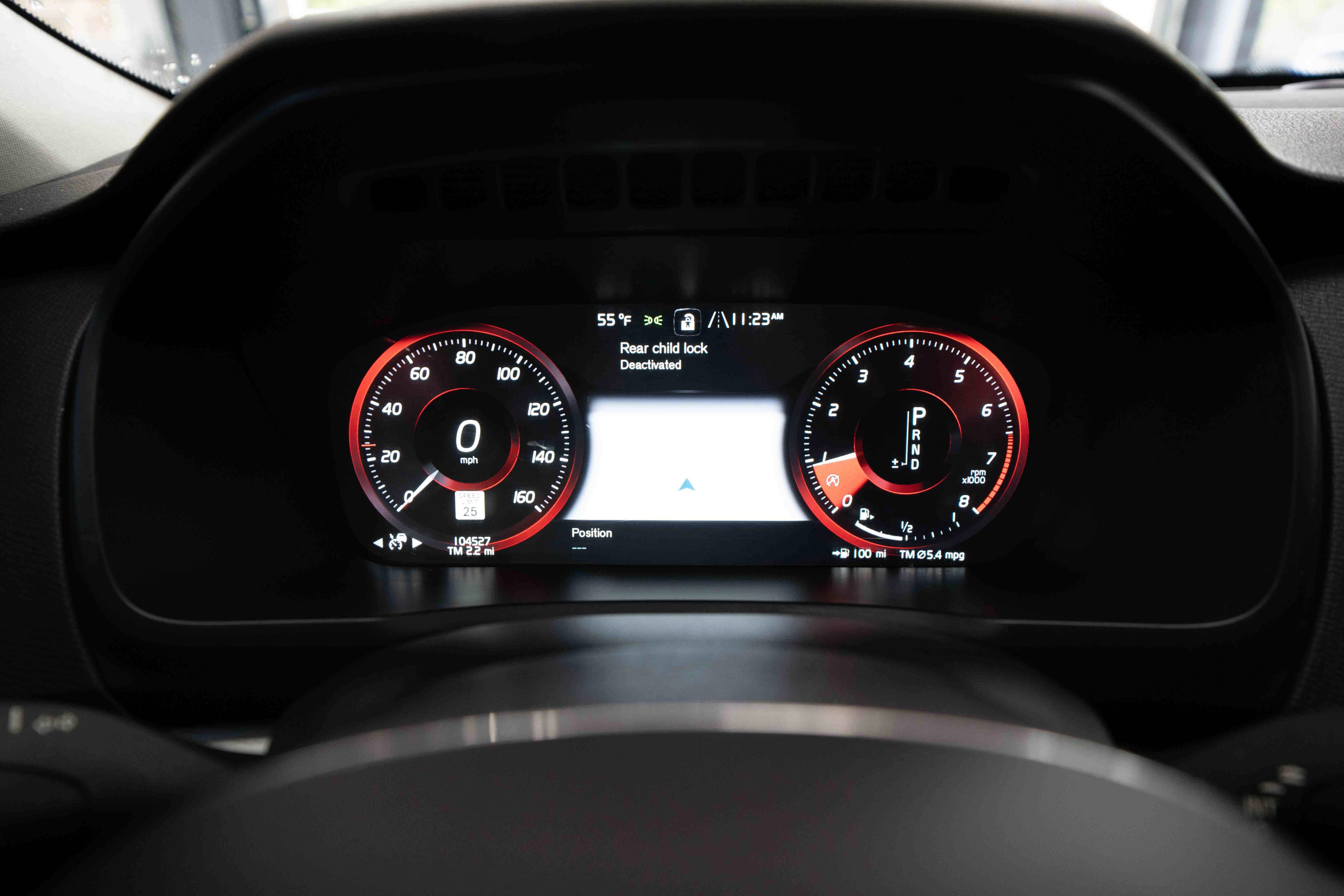 Used 2018 Volvo XC90 T5 Momentum w/ Convenience Package image 16