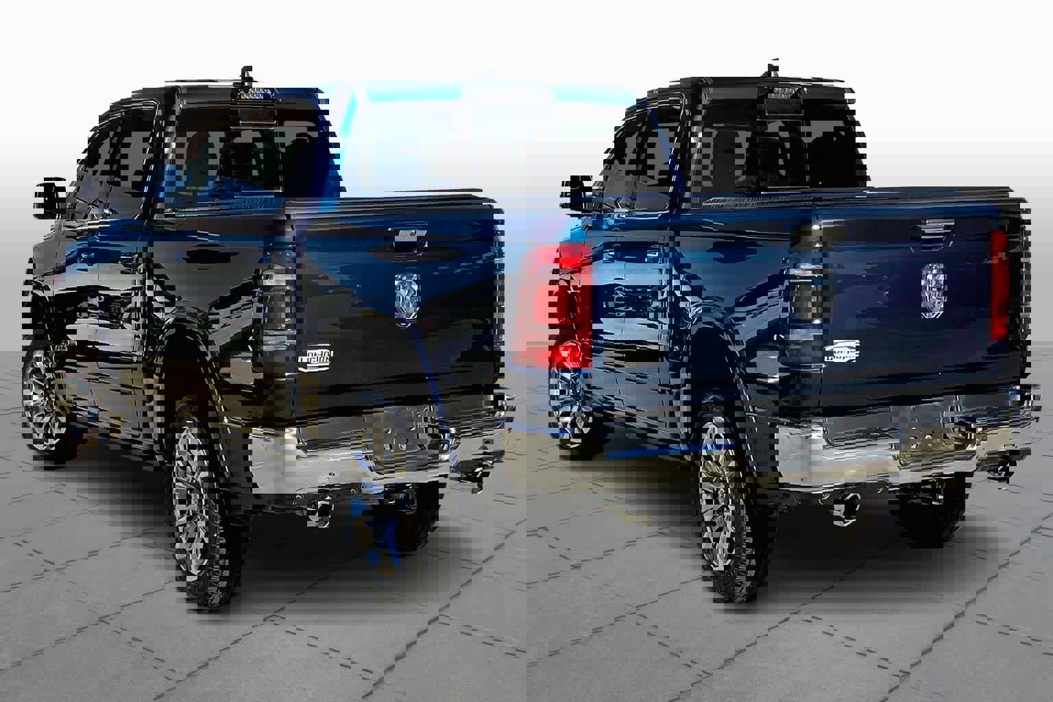 Used 2022 RAM 1500 Limited image 11