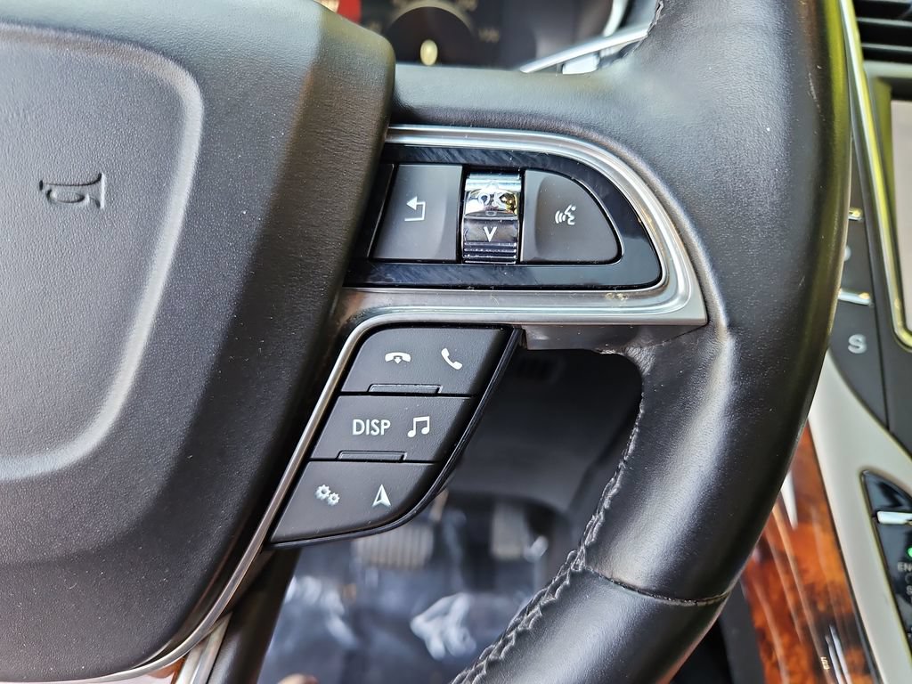 Used 2020 Lincoln Nautilus Reserve w/ Monochromatic Package AWD/4WD image 12