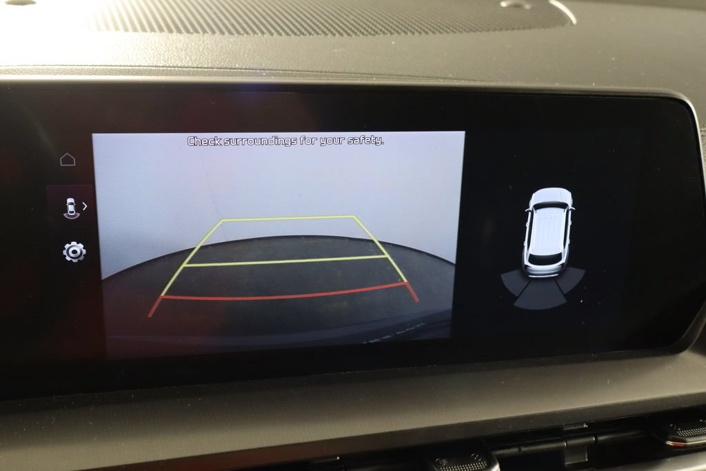 Used 2024 Kia Telluride LX FWD image 39