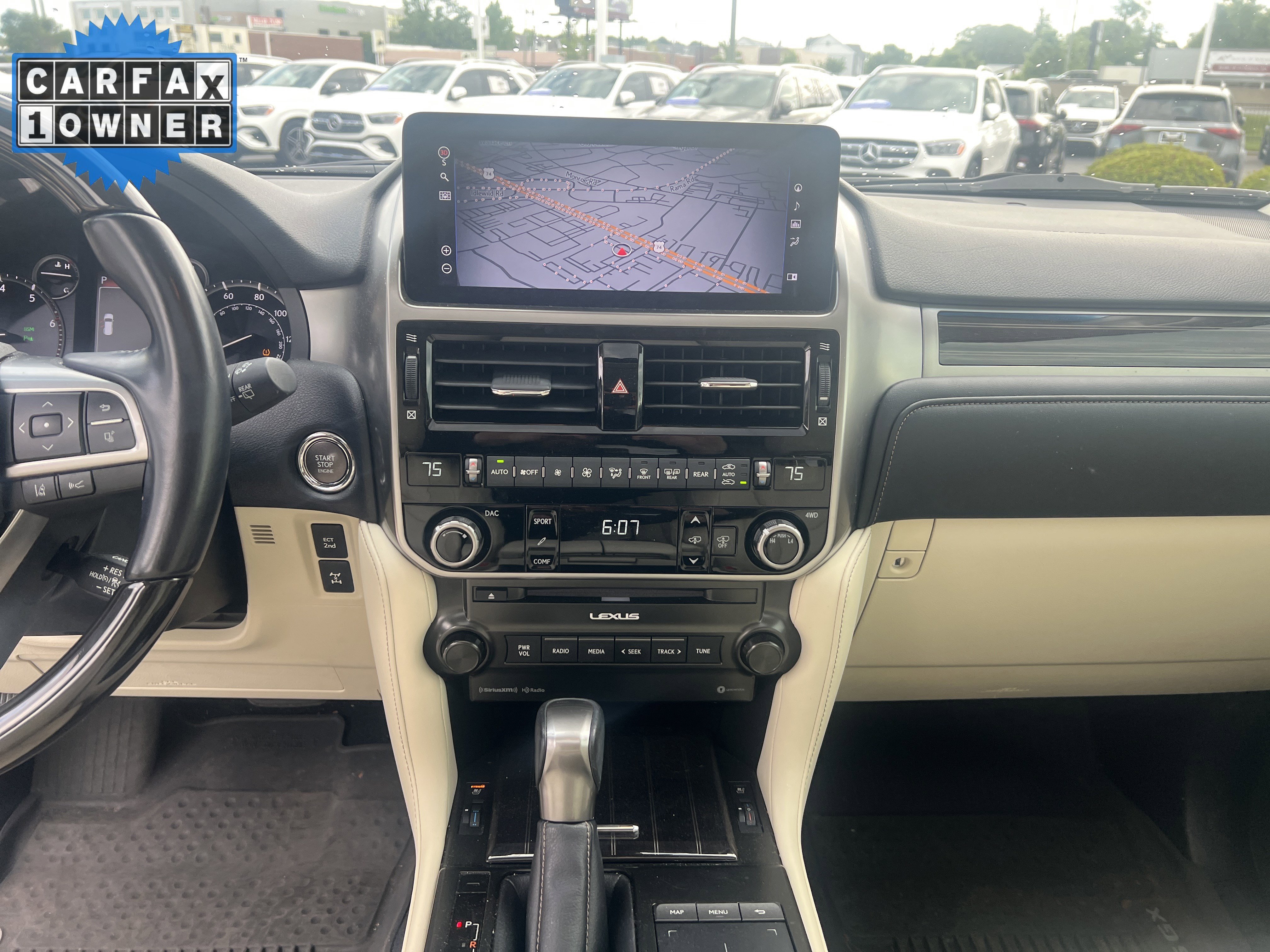 Used 2022 Lexus GX 460 Luxury w/ Accessory Package AWD/4WD image 30