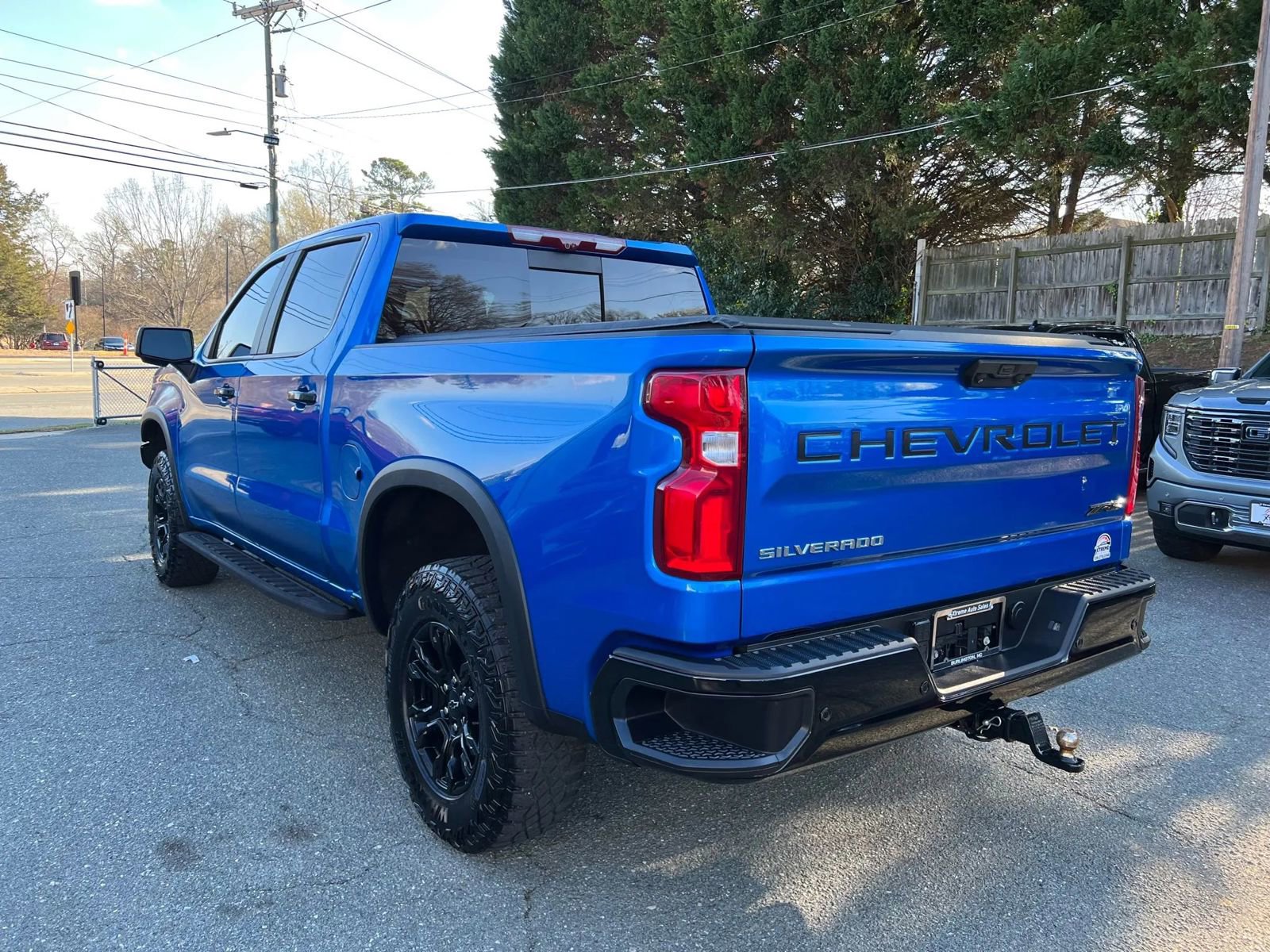 Used 2023 Chevrolet Silverado 1500 ZR2 w/ Technology Package image 6