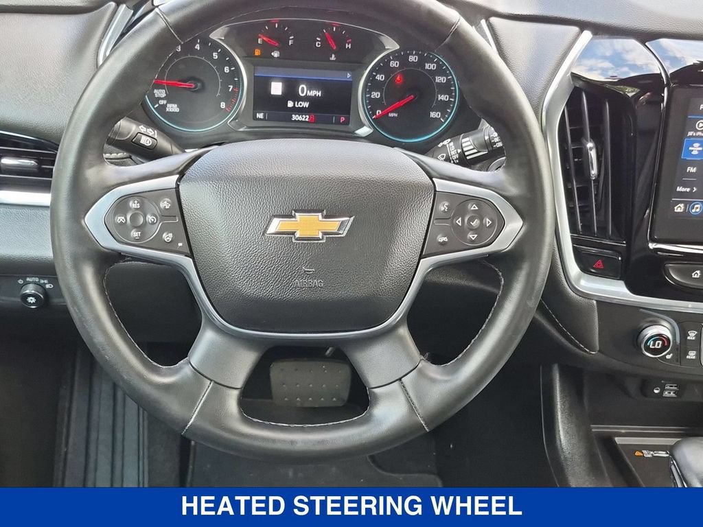 Used 2023 Chevrolet Traverse LT w/ LT Premium Package AWD/4WD image 19