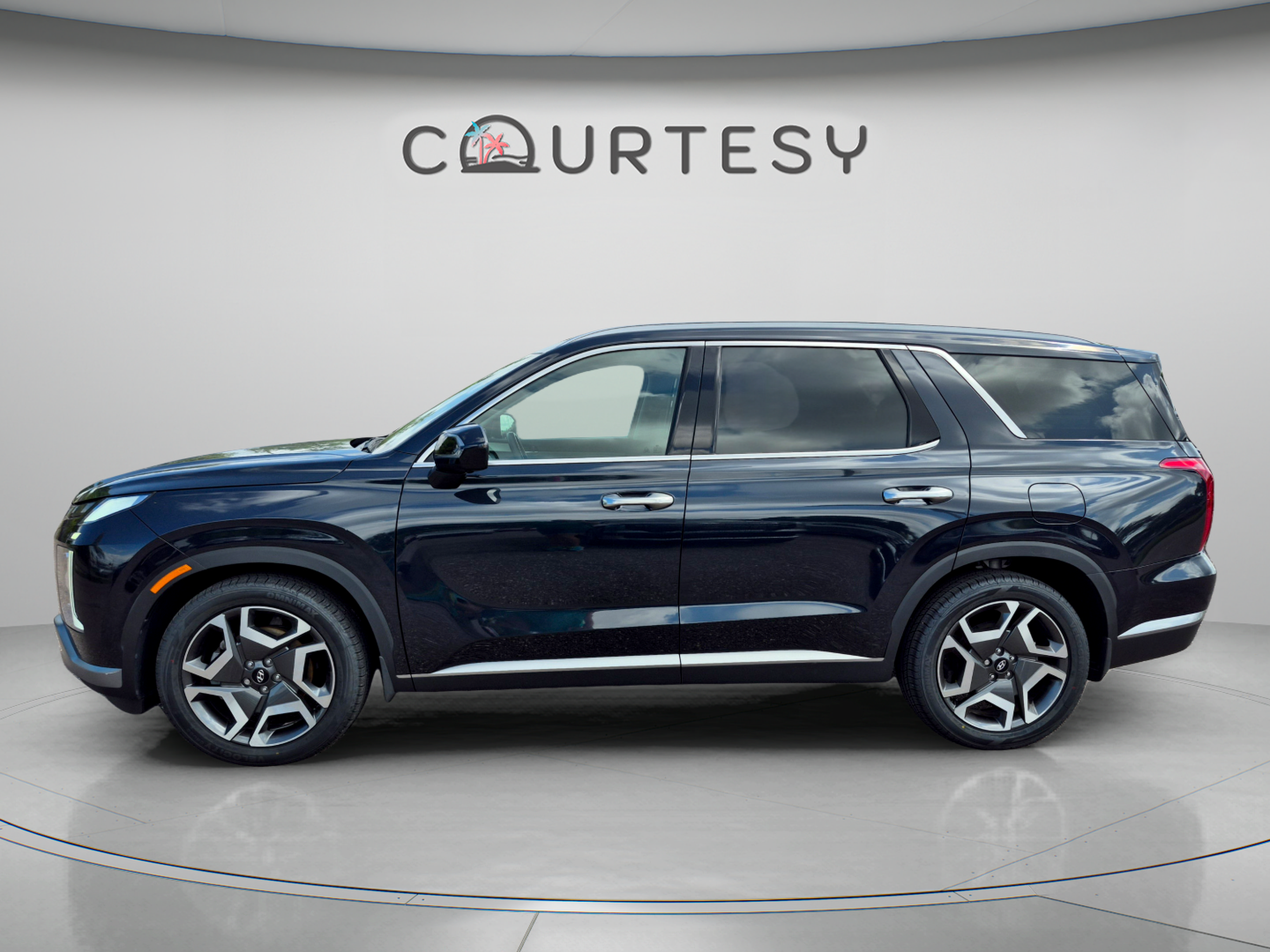 Certified 2024 Hyundai Palisade SEL w/ Premium Package FWD image 2