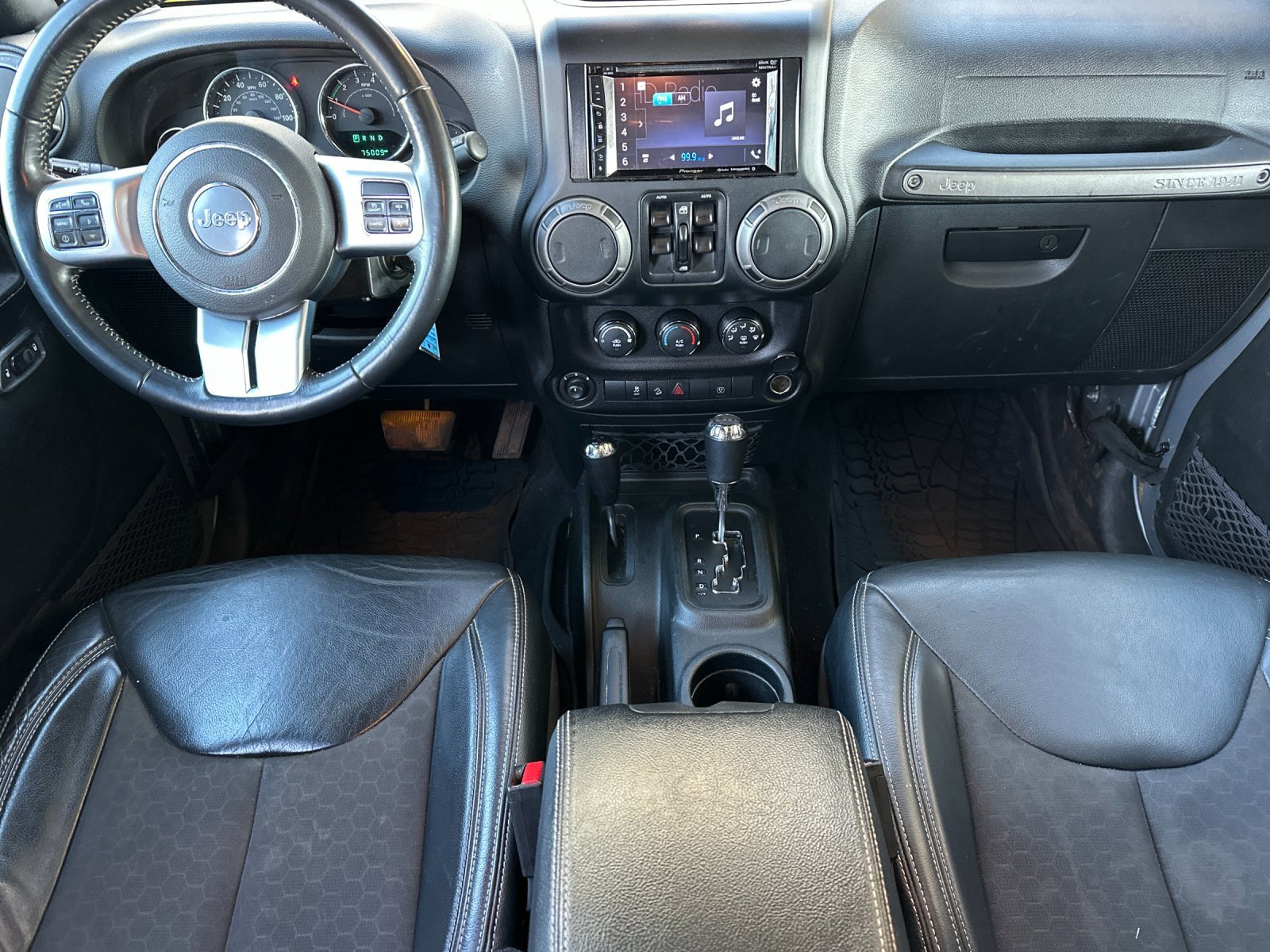 Used 2018 Jeep Wrangler Unlimited Sport image 13