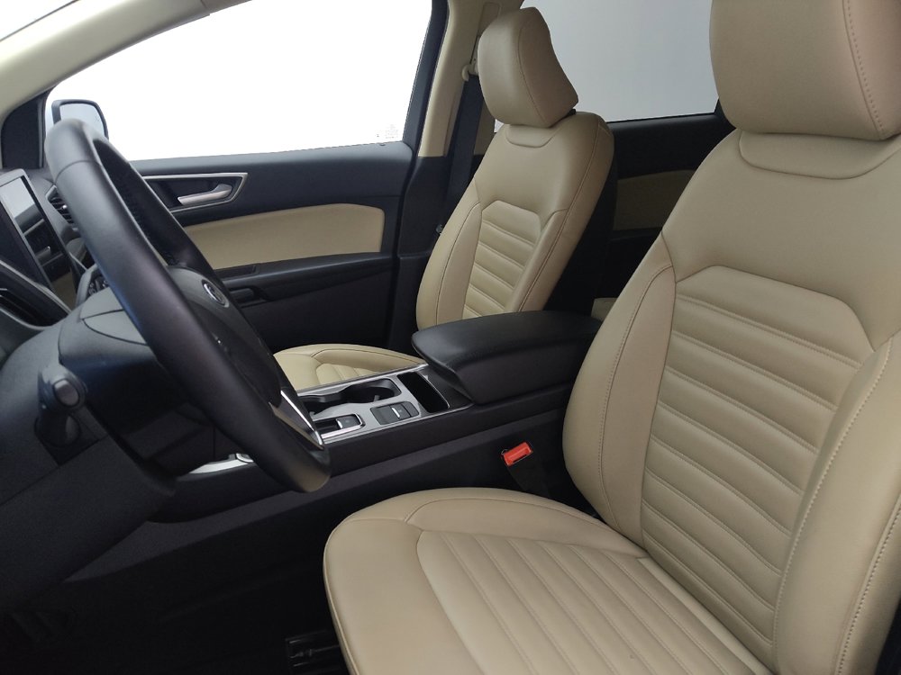 Used 2023 Ford Edge SEL image 17
