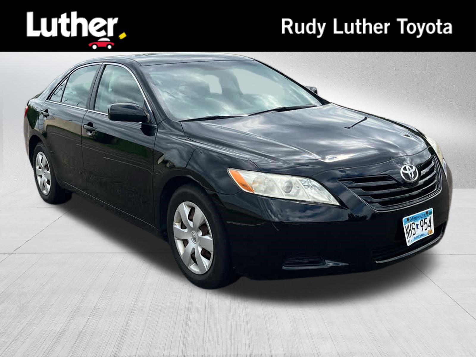 Used 2007 Toyota Camry CE FWD image 1