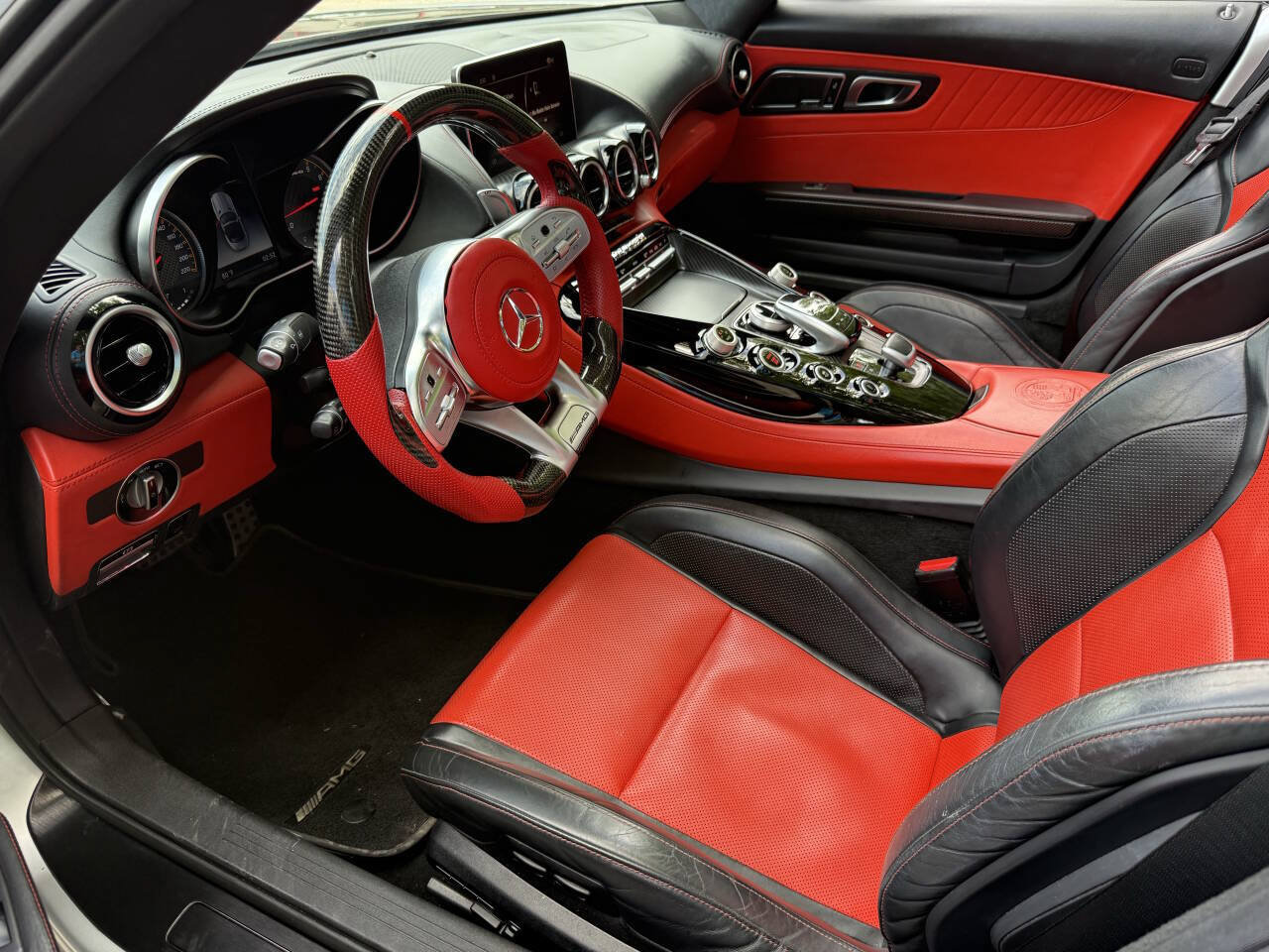 Used 2018 Mercedes-Benz AMG GT C image 9