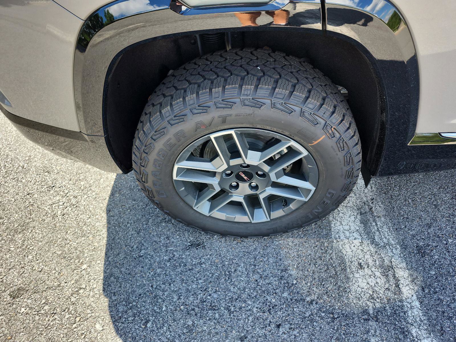 New 2026 GMC Terrain AT4 w/ Convenience Package III image 5