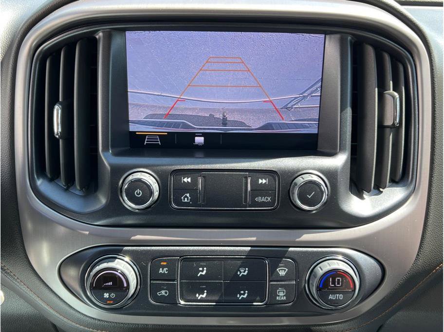 Used 2022 GMC Canyon AT4 w/ Trailering Package image 12