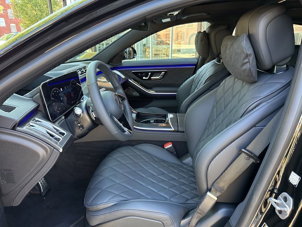 New 2025 Mercedes-Benz S 580 4MATIC Sedan image 17