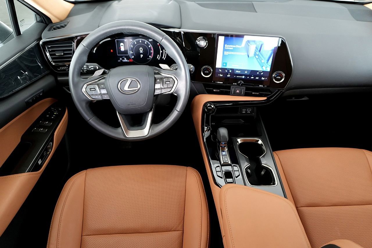 Used 2023 Lexus NX 350 AWD w/ Premium Package image 13