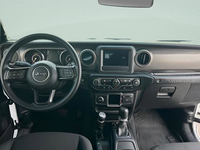 Used 2023 Jeep Wrangler Sport AWD/4WD image 15