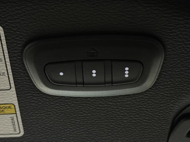 Used 2022 Jeep Gladiator Overland AWD/4WD image 26