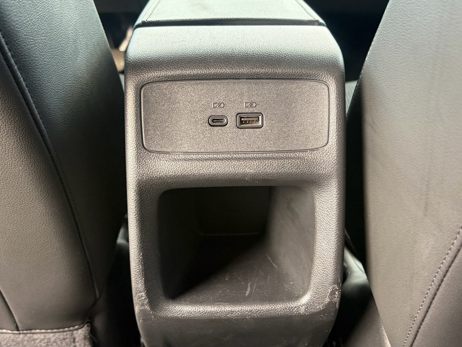 Used 2024 Buick Envista Sport Touring w/ Convenience II Package FWD image 31
