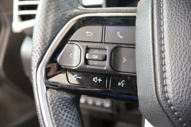 Used 2022 Toyota Tundra SR5 w/ SR5 Premium Package RWD image 18