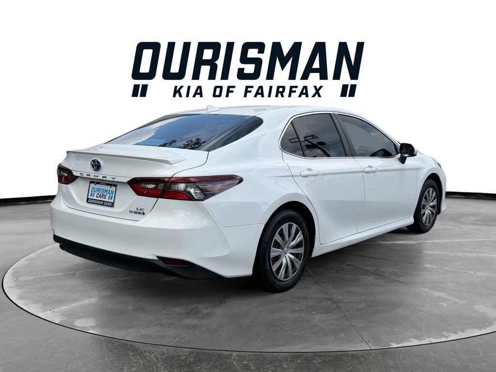 Used 2022 Toyota Camry LE FWD image 6