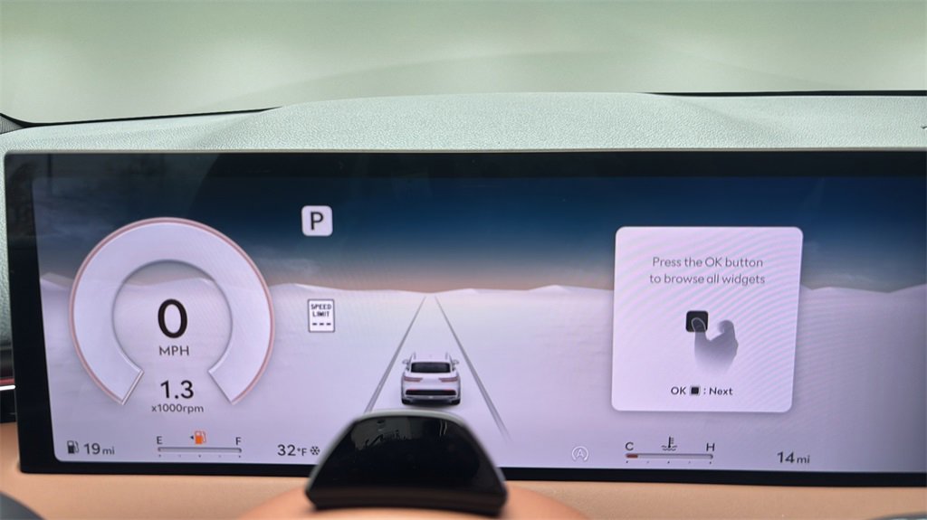 New 2026 Genesis GV70 2.5T Advanced image 18