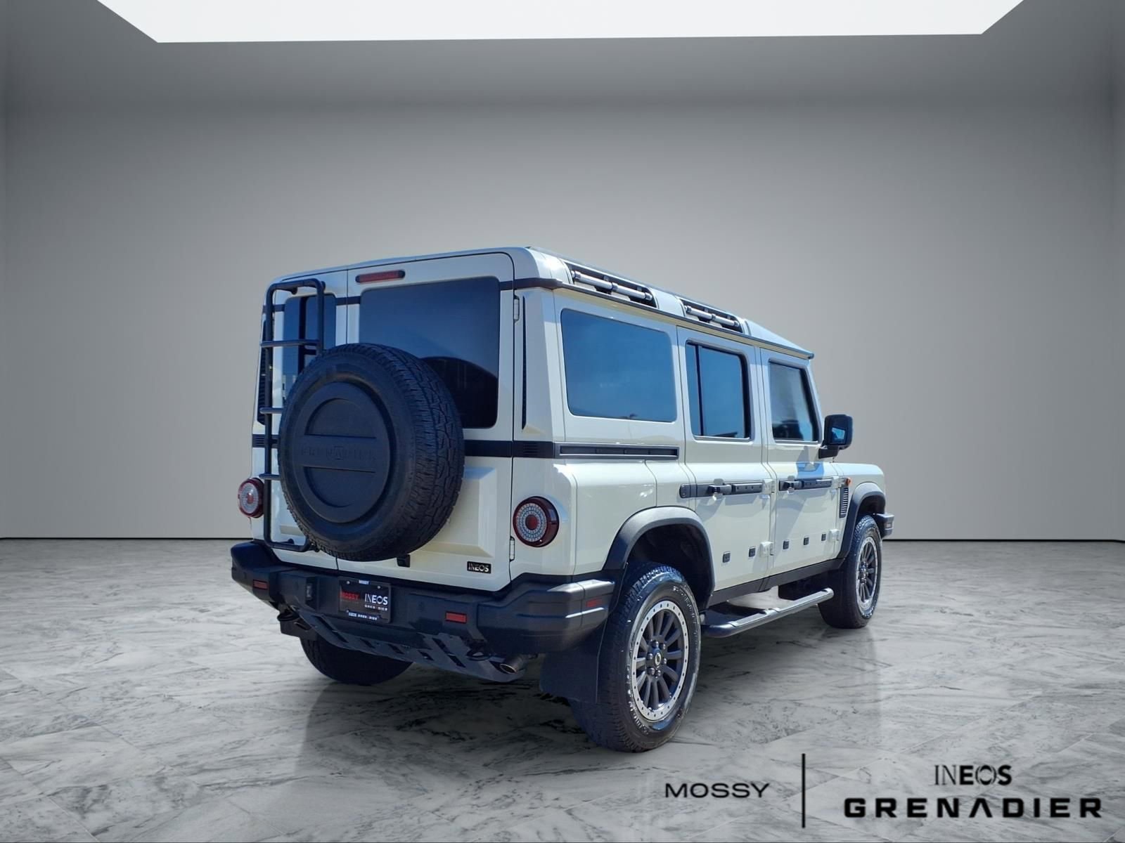 Used 2024 INEOS Grenadier Fieldmaster Edition image 7