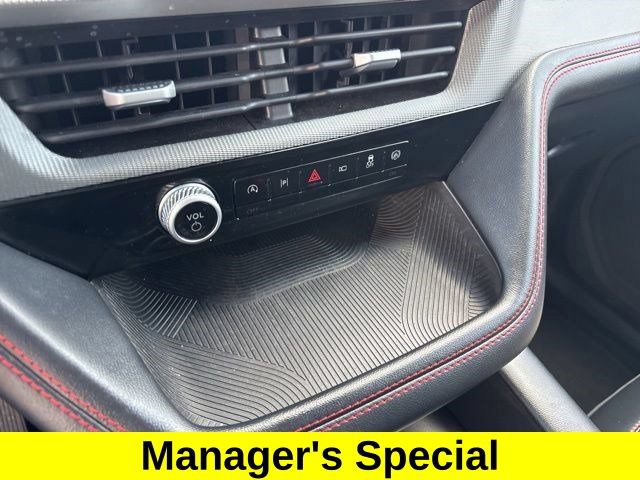 Used 2025 Ford Explorer ST-Line w/ ST-Line Street Pack AWD/4WD image 24