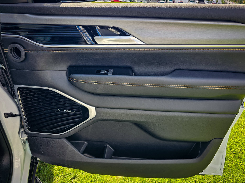 New 2026 Jeep Grand Wagoneer 4WD image 47