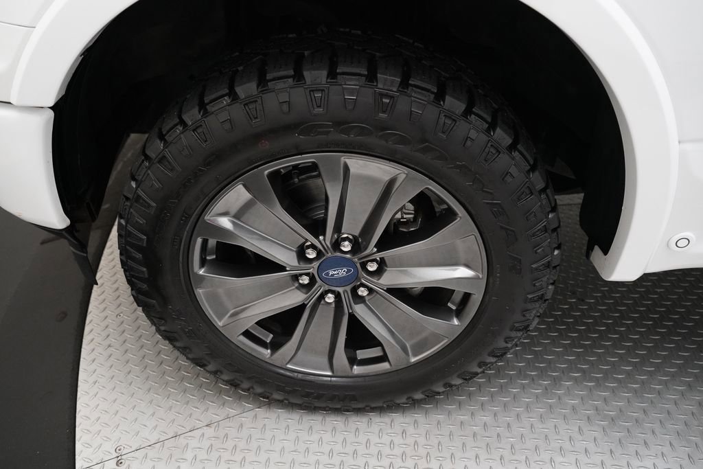 Used 2018 Ford F150 Lariat w/ Equipment Group 502A Luxury image 25