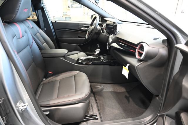 New 2026 Chevrolet Trax RS w/ Driver Confidence Package FWD image 10