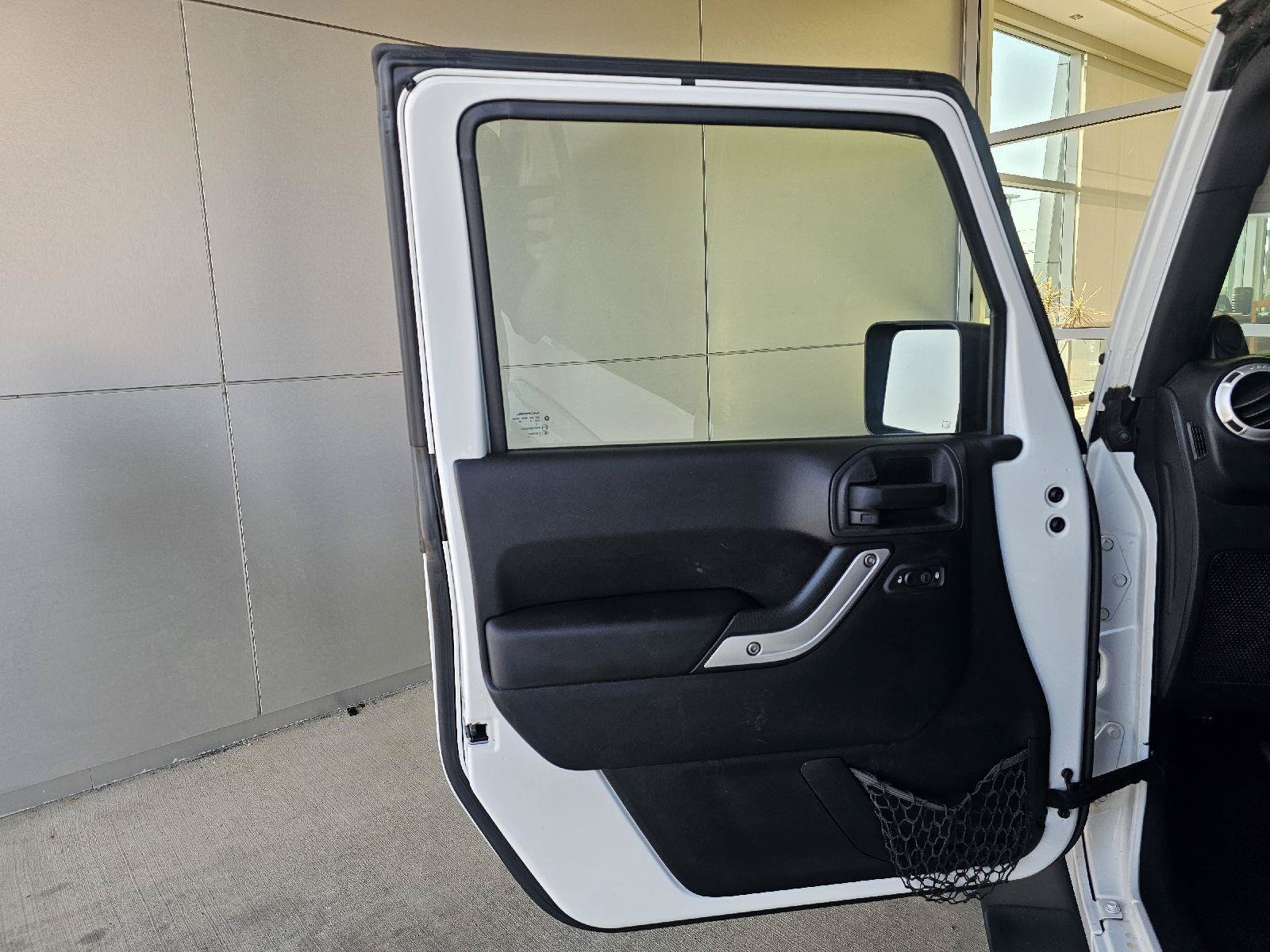 Used 2013 Jeep Wrangler Sahara w/ Connectivity Group AWD/4WD image 15