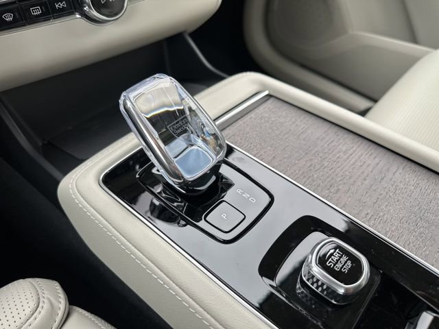 New 2026 Volvo XC90 T8 Ultra w/ Protection Package Premier image 15