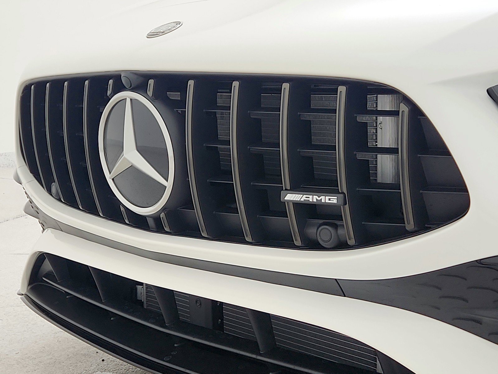 Certified 2025 Mercedes-Benz CLA 35 AMG 4MATIC image 23