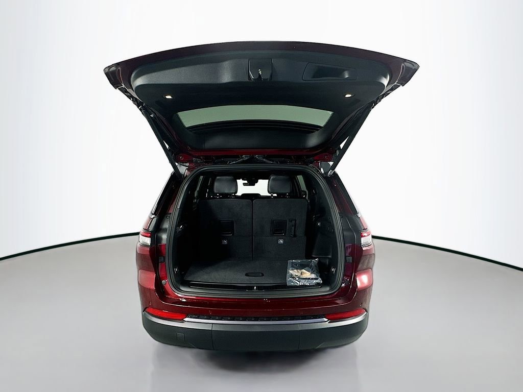 New 2026 Jeep Grand Cherokee L 2WD image 16