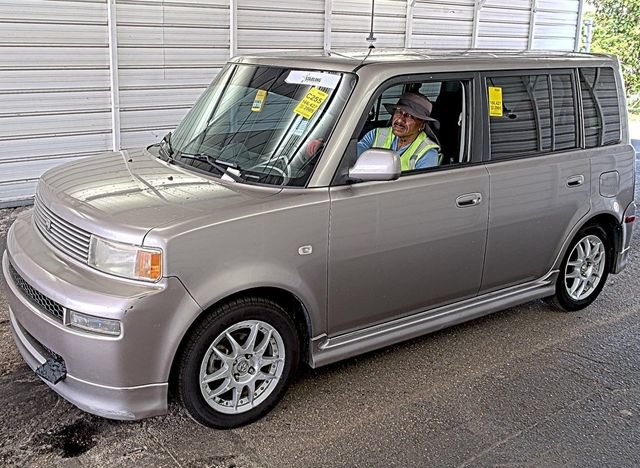 Used 2005 Scion xB FWD video 1