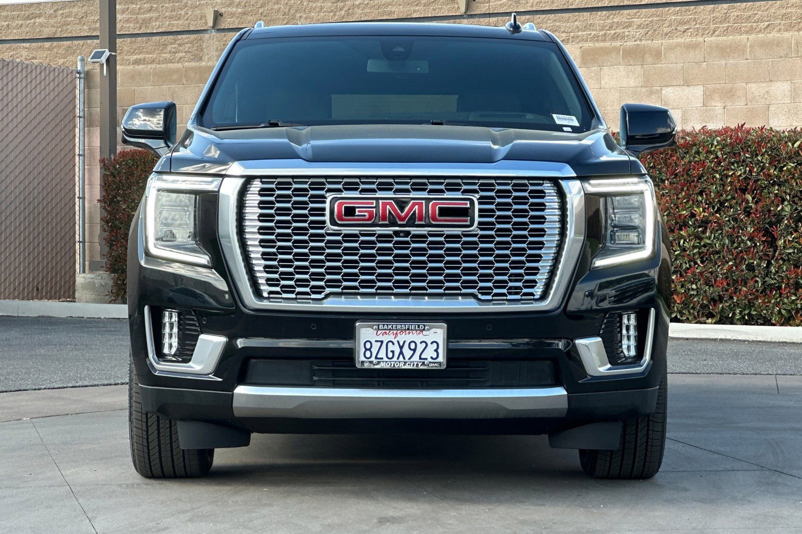 Certified 2021 GMC Yukon XL Denali image 9