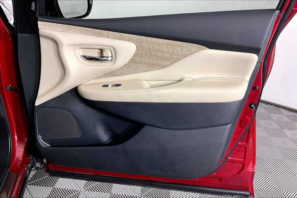 Used 2022 Nissan Murano SL FWD image 22