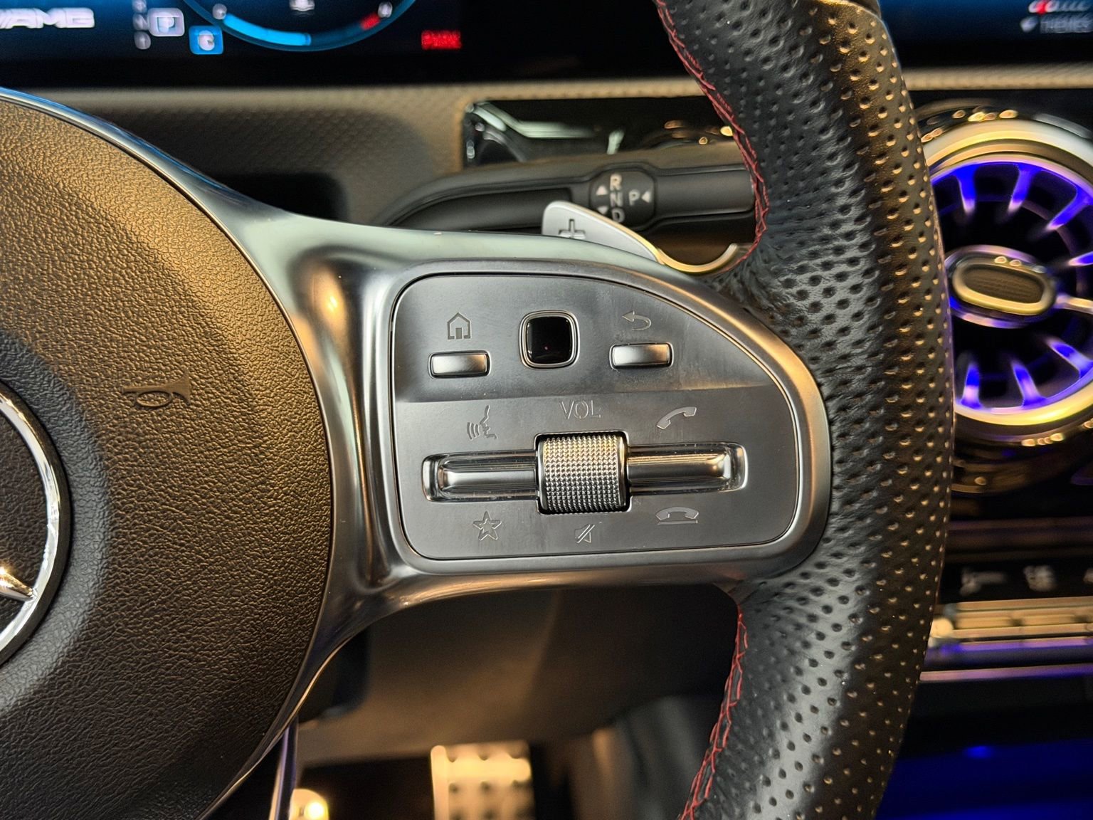 Certified 2022 Mercedes-Benz CLA 35 AMG 4MATIC image 27