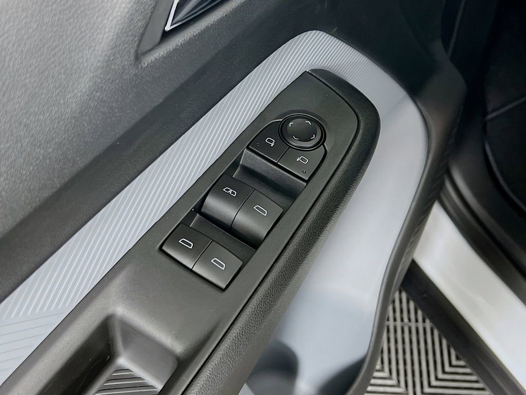 New 2027 Chevrolet Bolt LT FWD image 31