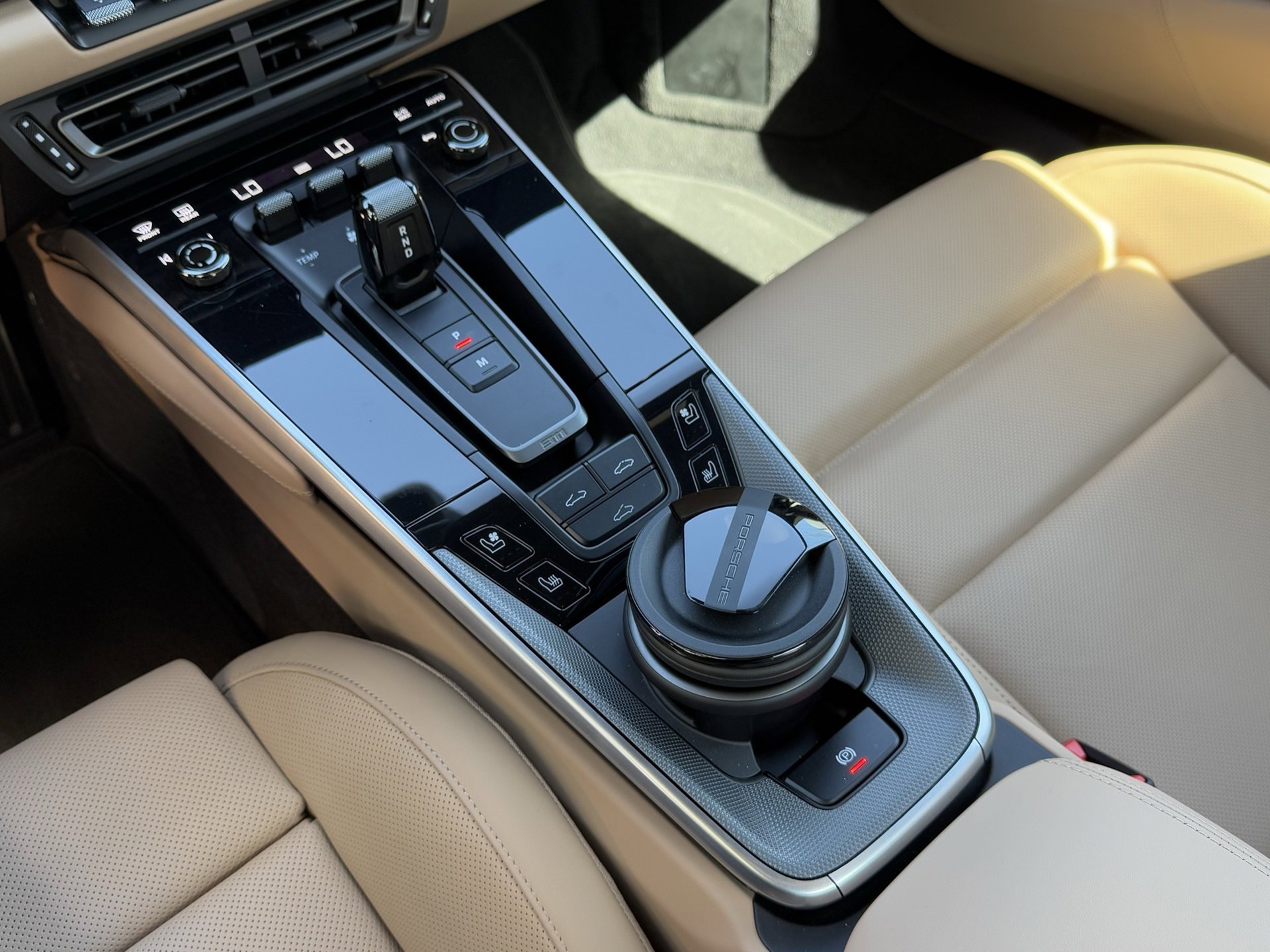 Certified 2024 Porsche 911 Turbo image 22