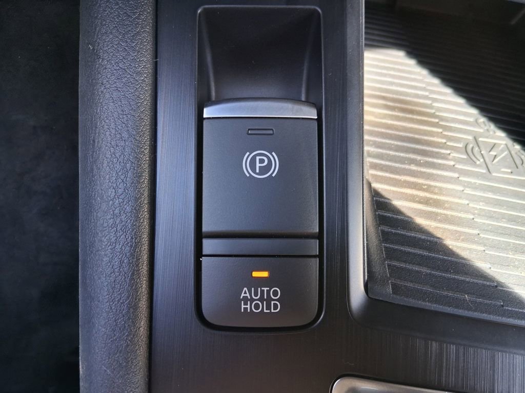New 2026 Nissan Kicks SV w/ SV Premium Package image 17