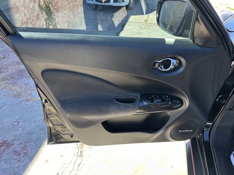 Used 2015 Nissan Juke NISMO AWD/4WD image 11