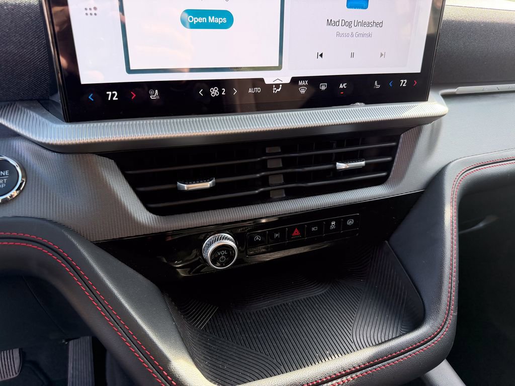 Used 2025 Ford Explorer ST-Line w/ ST-Line Street Pack image 22