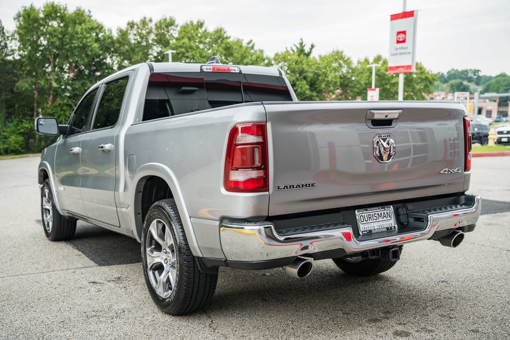 Used 2022 RAM 1500 Laramie AWD/4WD image 5